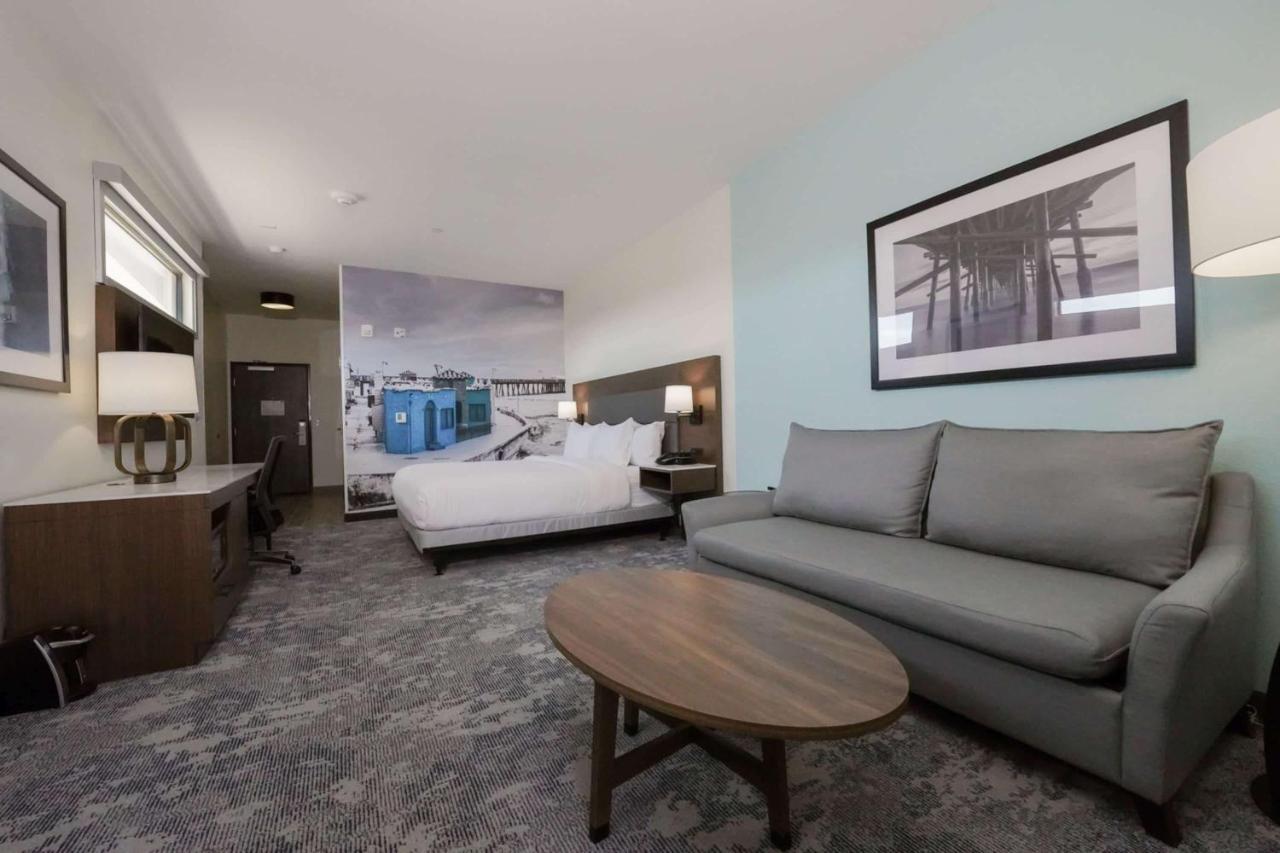 La Quinta Inn & Suites By Wyndham Santa Cruz Extérieur photo